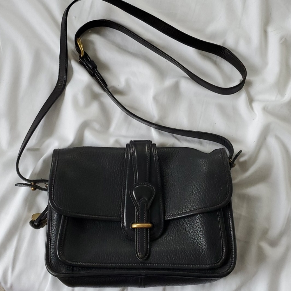 Dooney & Bourke black leather Crossbody